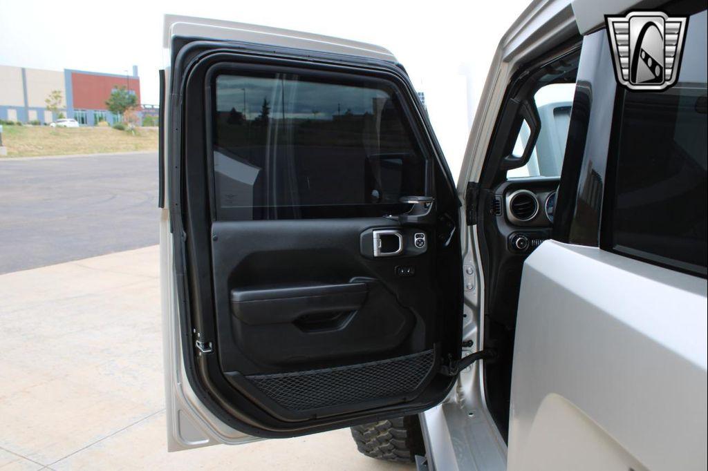 used 2020 Jeep Wrangler Unlimited car, priced at $270,000