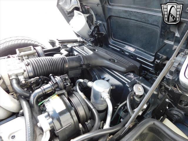 used 1986 Chevrolet Corvette car, priced at $18,000