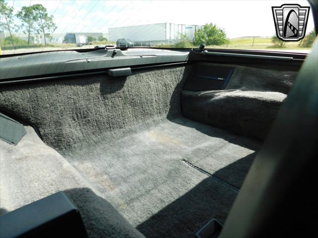 used 1986 Chevrolet Corvette car, priced at $18,000