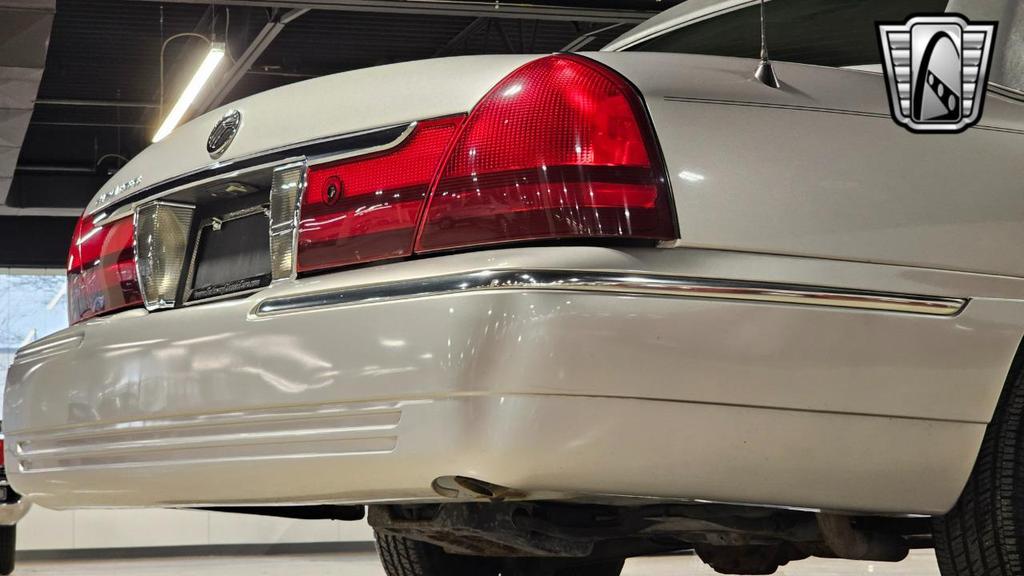 used 2005 Mercury Grand Marquis car, priced at $12,500