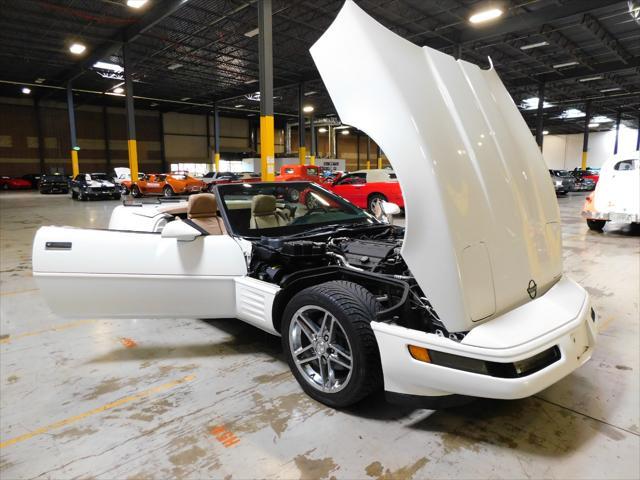 used 1993 Chevrolet Corvette car, priced at $13,500