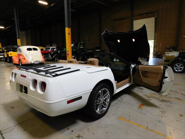 used 1993 Chevrolet Corvette car, priced at $13,500