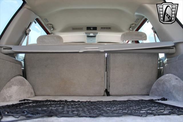used 1998 Chevrolet Tahoe car, priced at $20,000