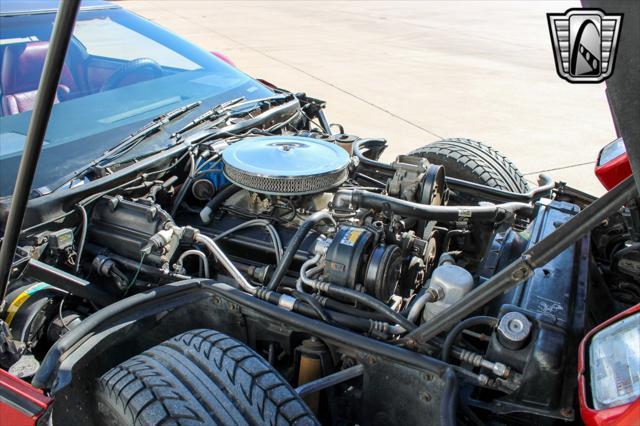 used 1986 Chevrolet Corvette car, priced at $9,000