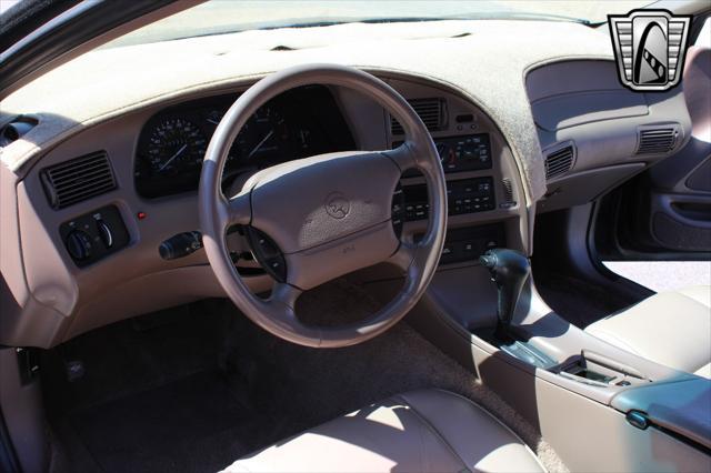 used 1995 Mercury Cougar car, priced at $7,500