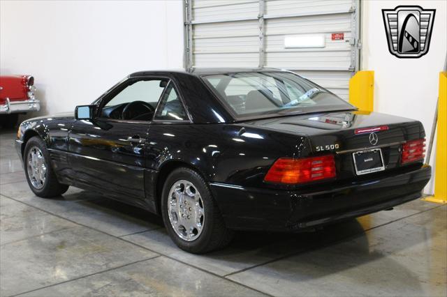 used 1995 Mercedes-Benz SL-Class car, priced at $15,000