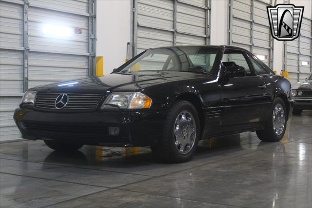 used 1995 Mercedes-Benz SL-Class car, priced at $15,000