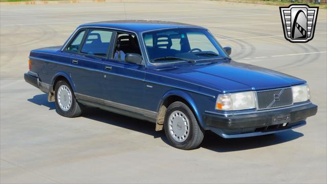 used 1989 Volvo 240 car, priced at $8,500