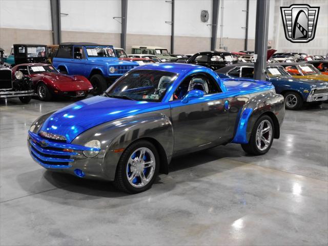 used 2006 Chevrolet SSR car, priced at $27,000
