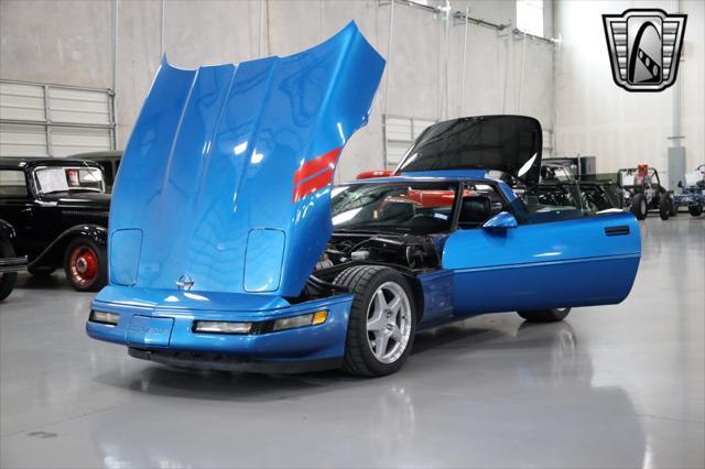 used 1992 Chevrolet Corvette car, priced at $24,000