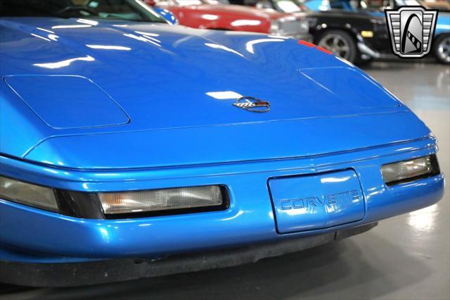 used 1992 Chevrolet Corvette car, priced at $24,000