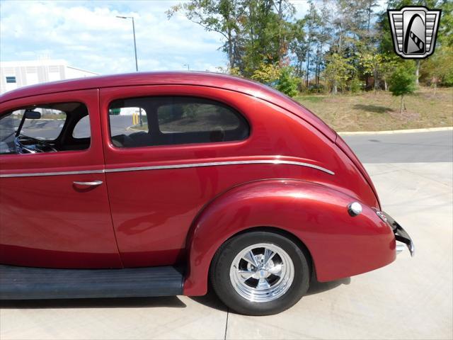 used 1940 Ford Deluxe car, priced at $43,000