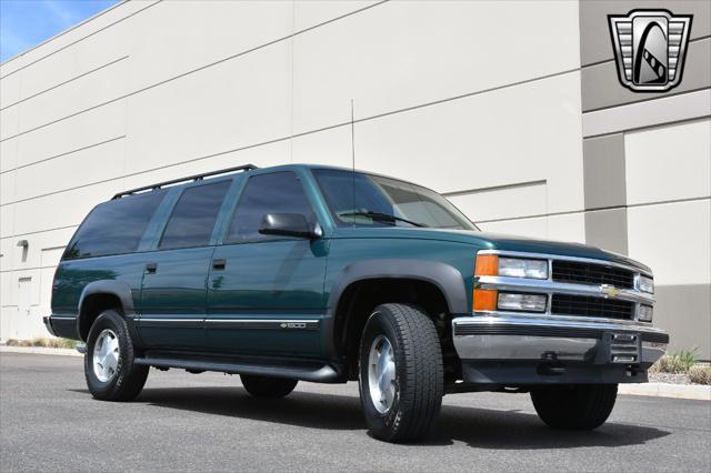 used 1996 Chevrolet Suburban car, priced at $18,000