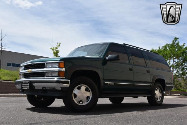 used 1996 Chevrolet Suburban car, priced at $18,000