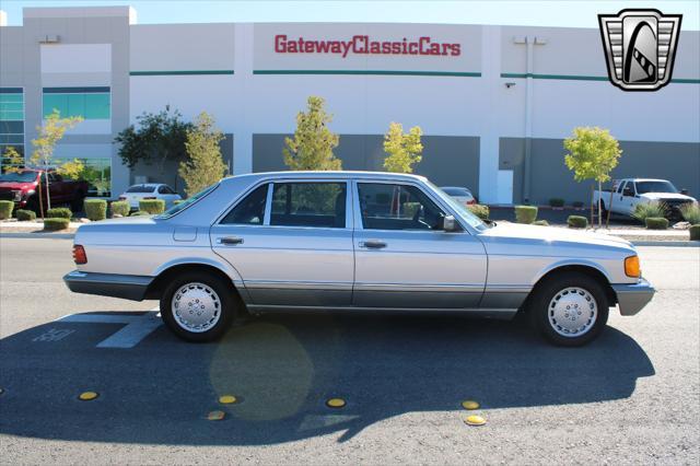 used 1986 Mercedes-Benz S-Class car, priced at $9,000