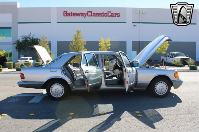 used 1986 Mercedes-Benz S-Class car, priced at $9,000