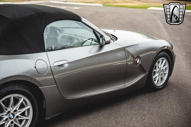 used 2004 BMW Z4 car, priced at $15,500