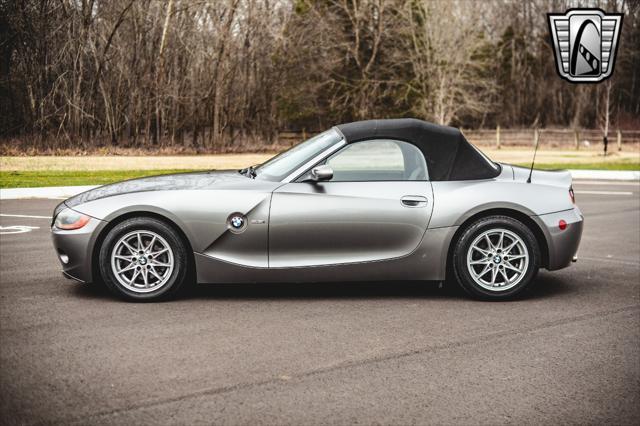 used 2004 BMW Z4 car, priced at $15,500