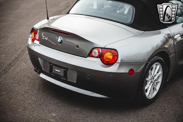 used 2004 BMW Z4 car, priced at $15,500