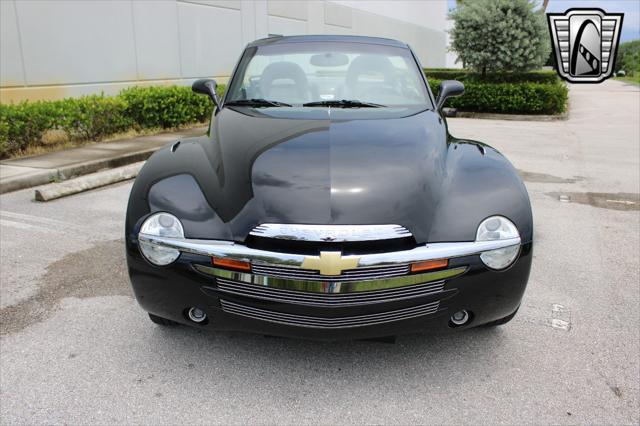 used 2006 Chevrolet SSR car, priced at $40,000