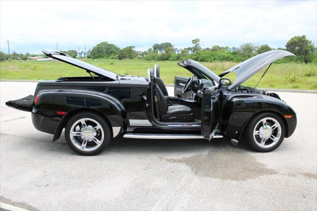 used 2006 Chevrolet SSR car, priced at $40,000