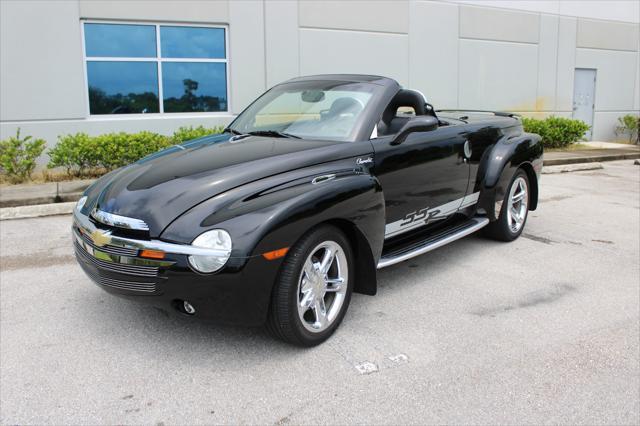 used 2006 Chevrolet SSR car, priced at $40,000