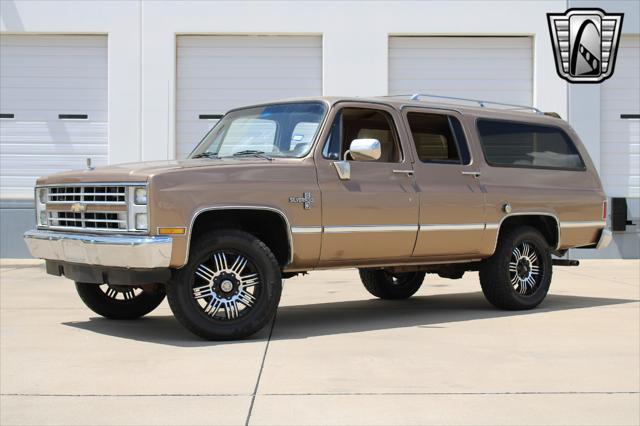 used 1988 Chevrolet Suburban car, priced at $23,000