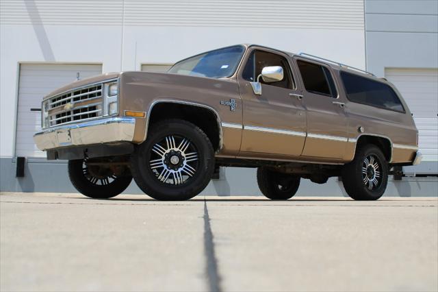 used 1988 Chevrolet Suburban car, priced at $23,000