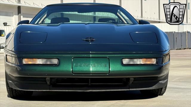 used 1993 Chevrolet Corvette car, priced at $15,500