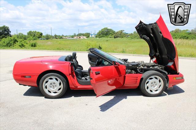 used 1992 Chevrolet Corvette car, priced at $19,000