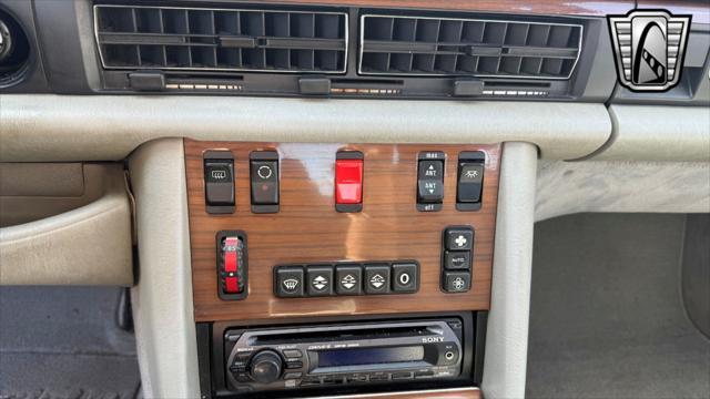 used 1990 Mercedes-Benz 300SE car, priced at $15,500