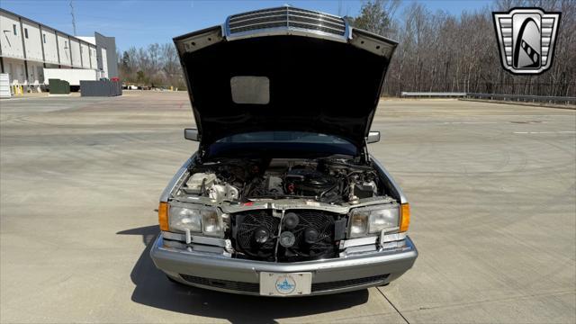 used 1990 Mercedes-Benz 300SE car, priced at $15,500