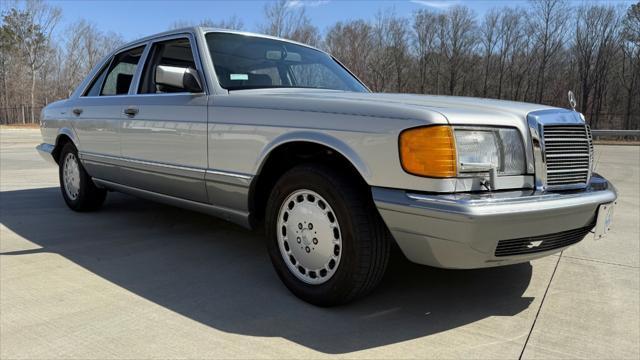 used 1990 Mercedes-Benz 300SE car, priced at $15,500
