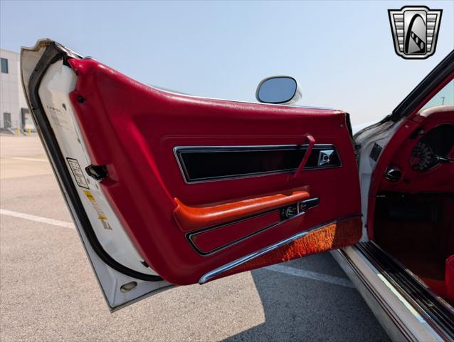 used 1977 Chevrolet Corvette car, priced at $19,000