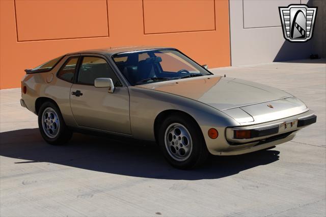 used 1987 Porsche 924 car, priced at $16,000