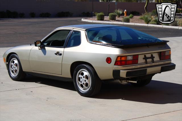 used 1987 Porsche 924 car, priced at $16,000