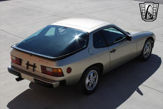 used 1987 Porsche 924 car, priced at $16,000