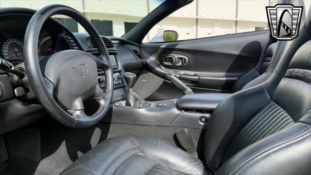 used 2001 Chevrolet Corvette car, priced at $25,000