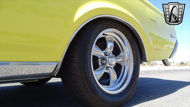 used 1971 Lincoln Continental car, priced at $14,500