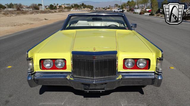 used 1971 Lincoln Continental car, priced at $14,500