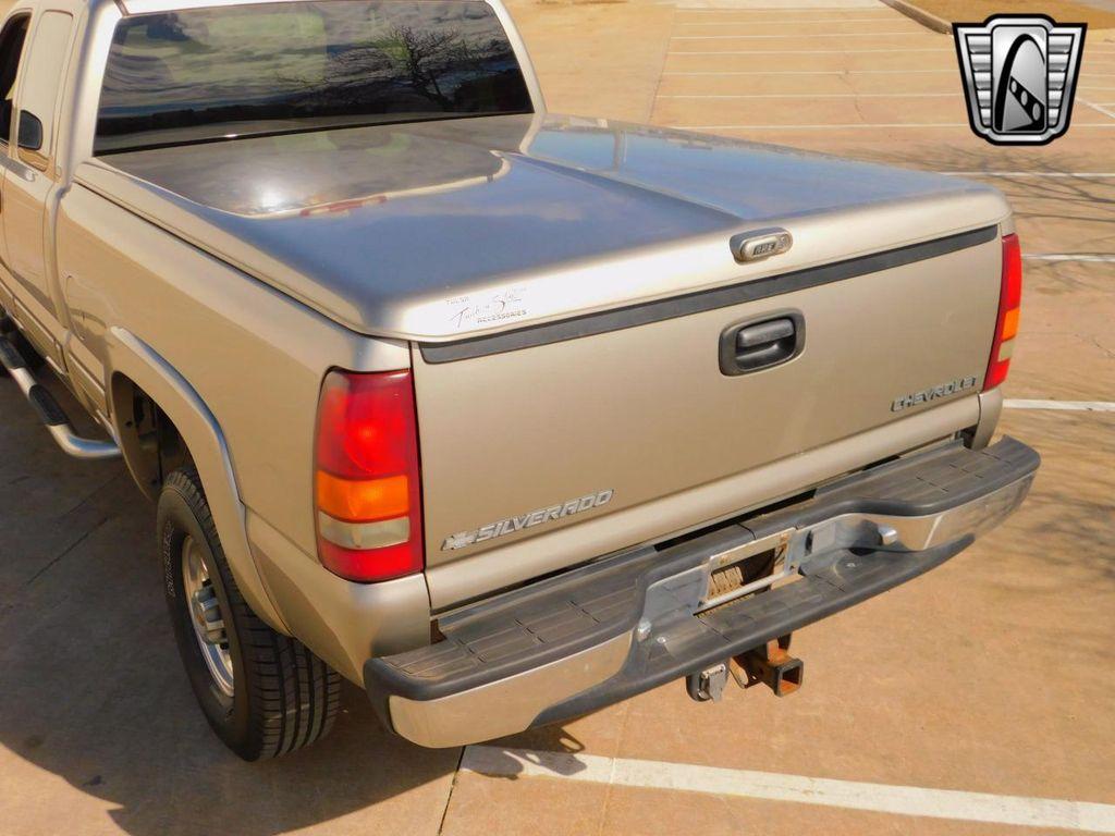 used 2002 Chevrolet Silverado 2500 car, priced at $22,500
