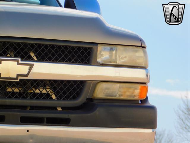 used 2002 Chevrolet Silverado 2500 car, priced at $22,500