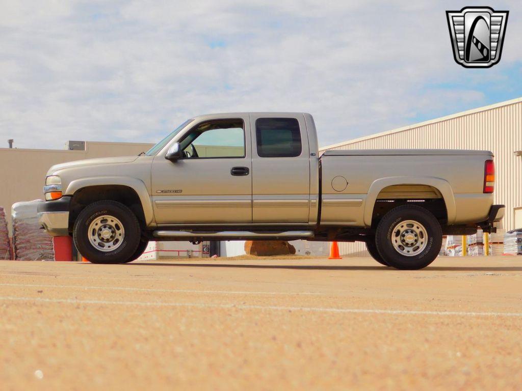 used 2002 Chevrolet Silverado 2500 car, priced at $22,500