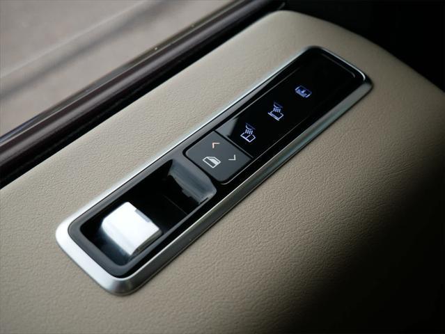used 2021 Land Rover Range Rover car, priced at $44,990