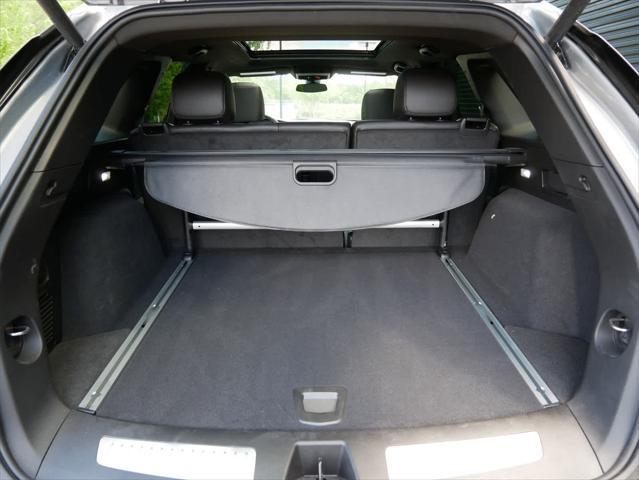 used 2025 Cadillac XT5 car, priced at $47,990