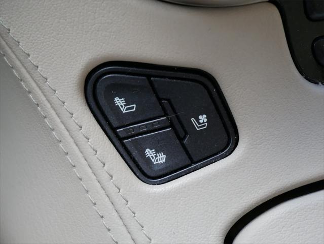 used 2020 GMC Yukon car, priced at $32,990