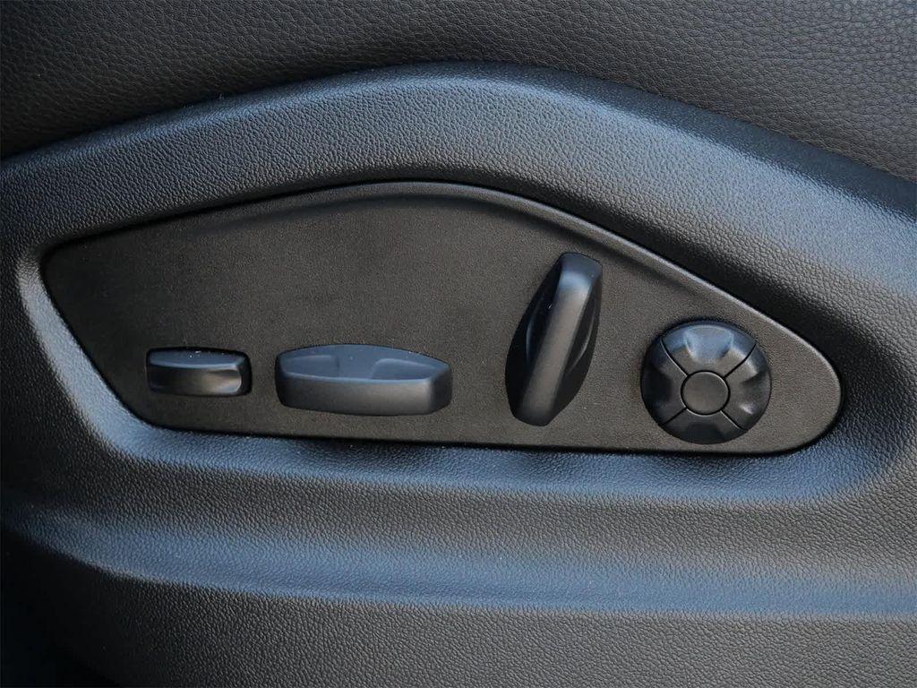 used 2025 Porsche Cayenne car, priced at $129,990