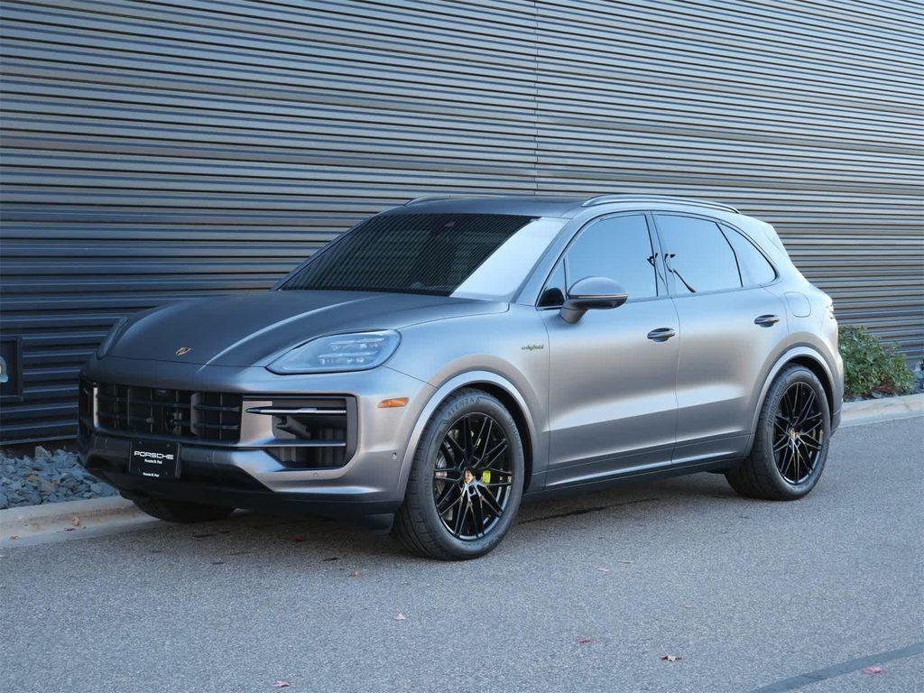 used 2025 Porsche Cayenne car, priced at $129,990