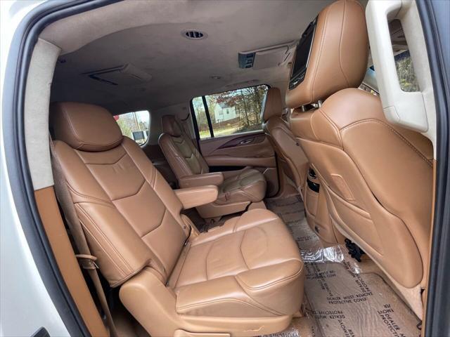 used 2015 Cadillac Escalade ESV car, priced at $27,999