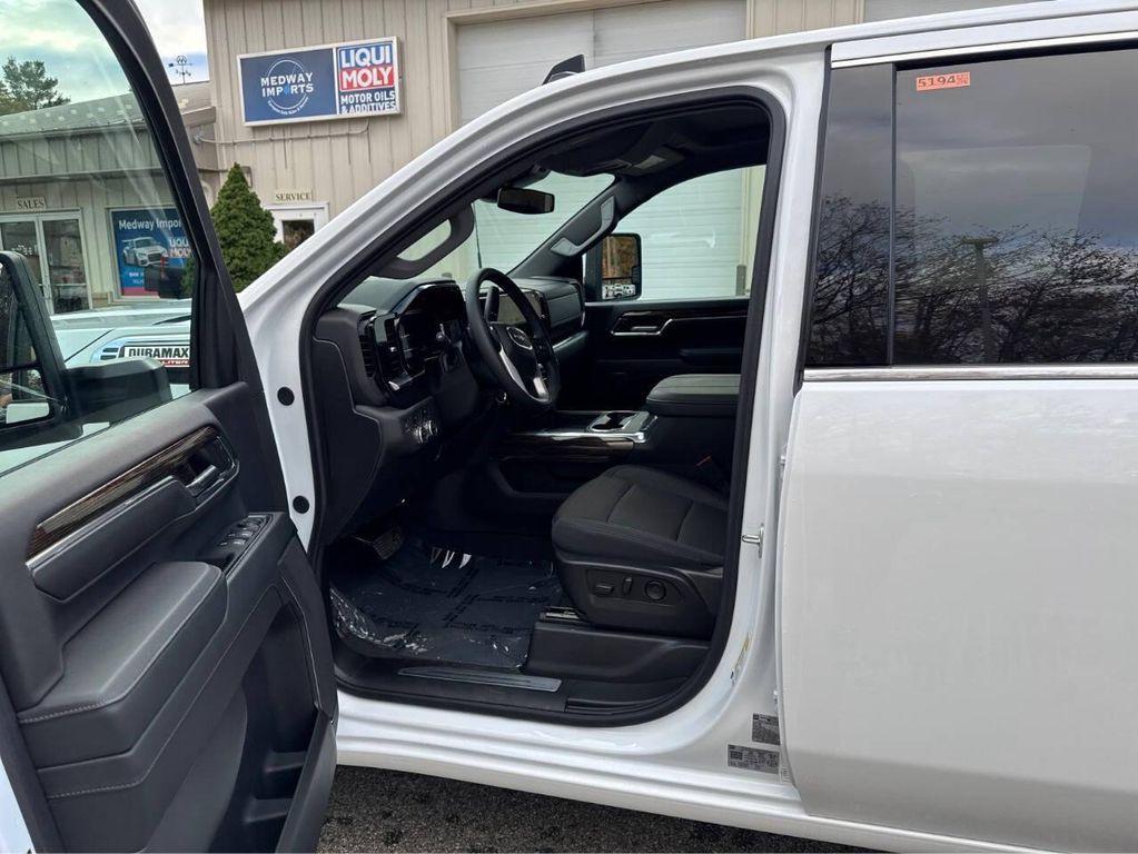 used 2024 GMC Sierra 2500 car, priced at $63,500